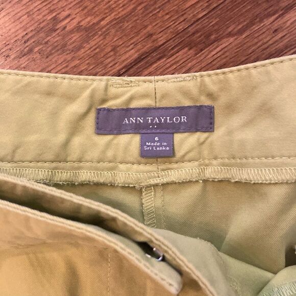 Ann Taylor size 6 pants green/yellow color, very cute, pockets in the front - Picture 7 of 9